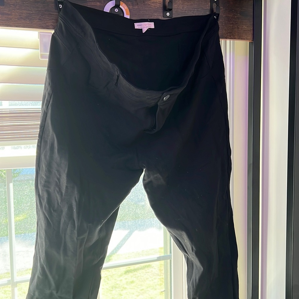 SUPER COMFY STRETCH black pants